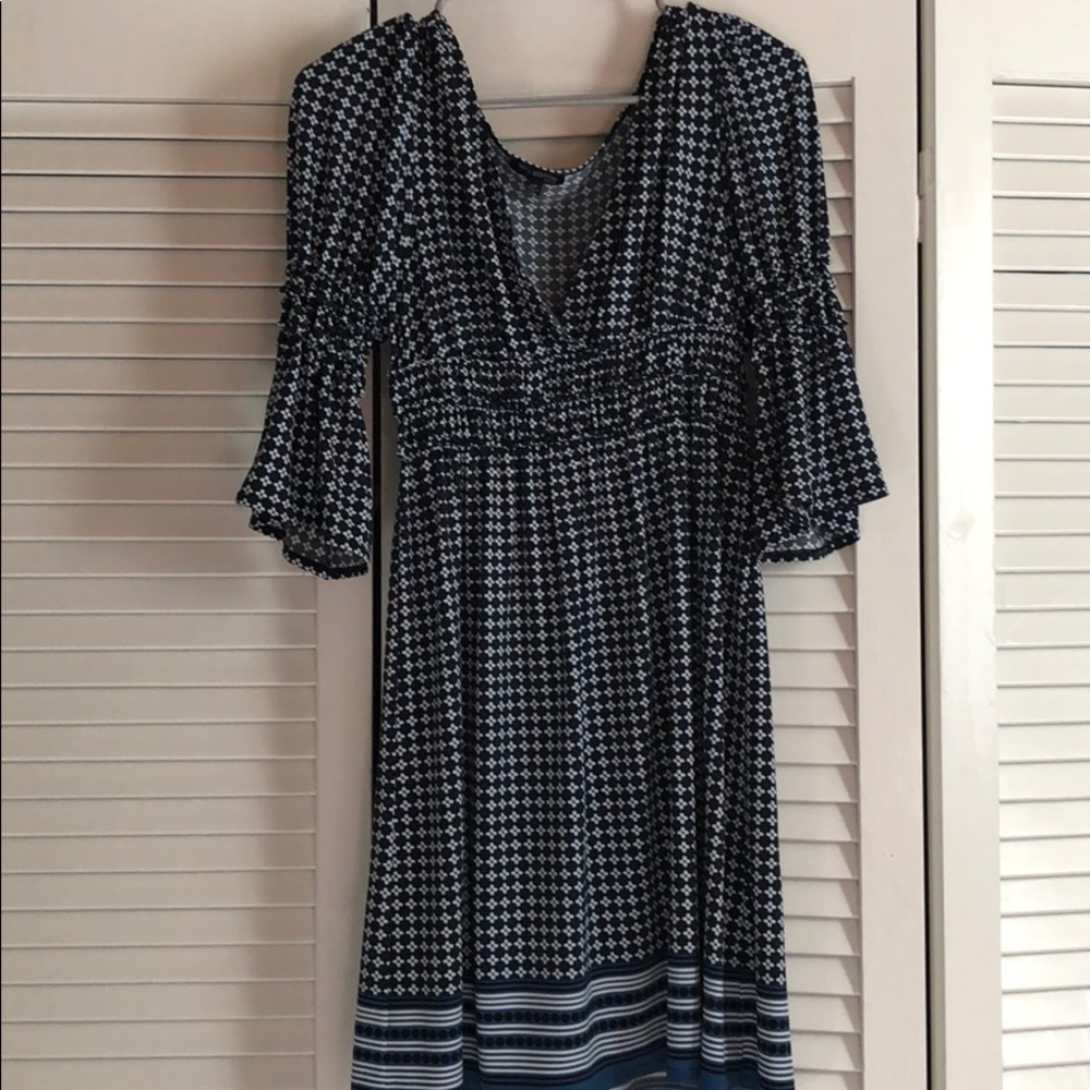 Max Studio bell sleeve dress, LP